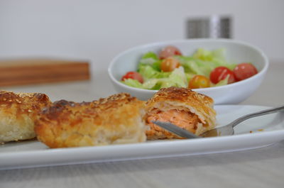 מתכון לסלמון בבצק עלים