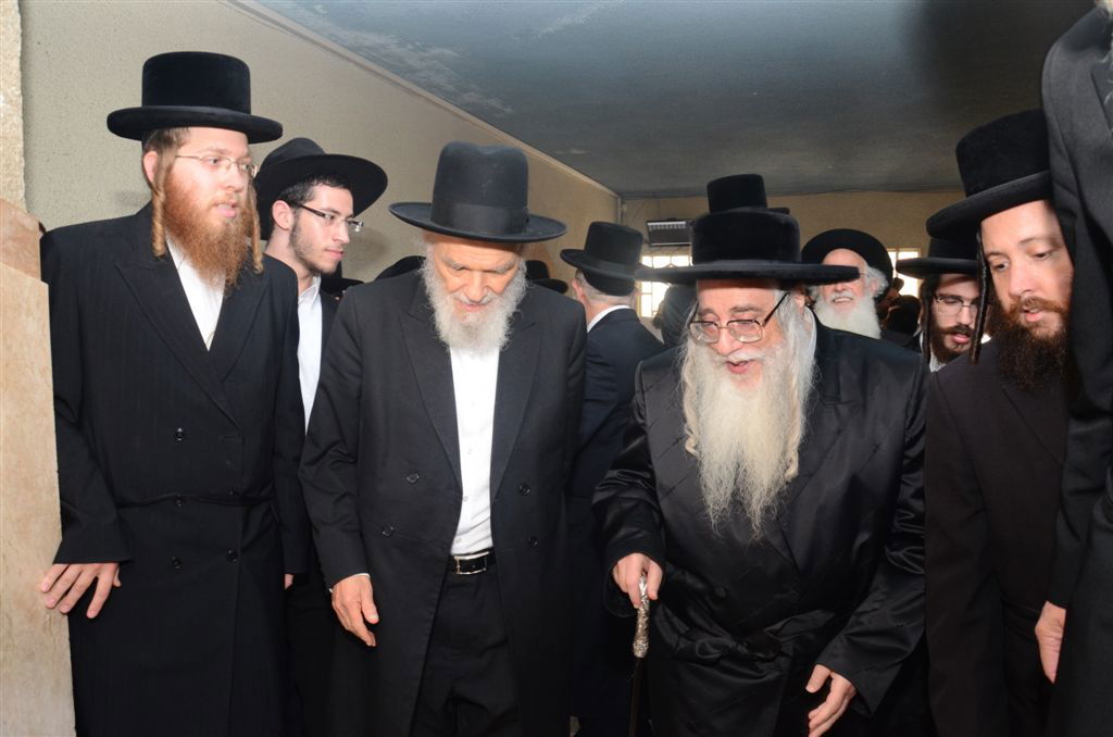 ראשי הישיבה הזמינו והאדמו"ר מצאנז ביקר בהיכל ישיבת סלבודקא