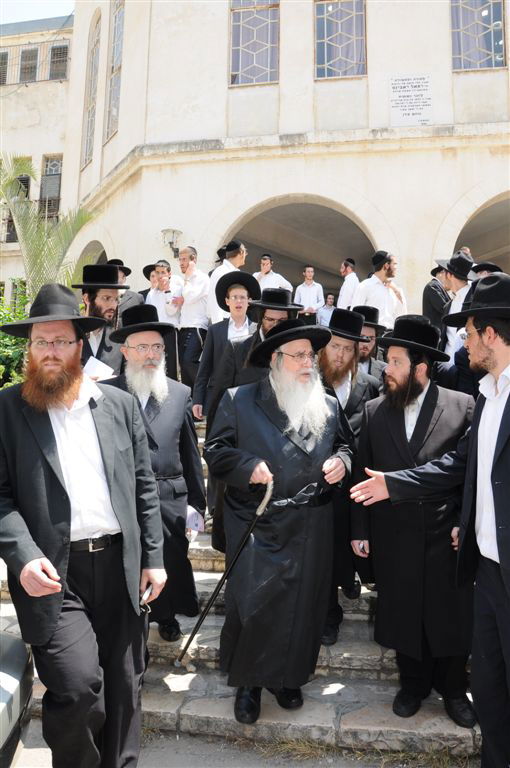 ראשי הישיבה הזמינו והאדמו"ר מצאנז ביקר בהיכל ישיבת סלבודקא