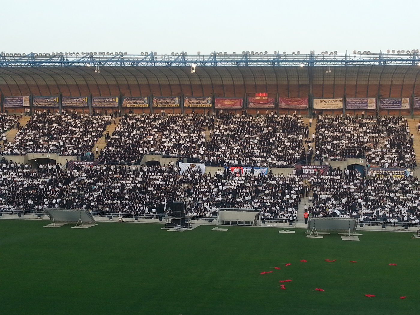 אצטדיון טדי: 20,000 איש במעמד מרהיב של סיום הש"ס