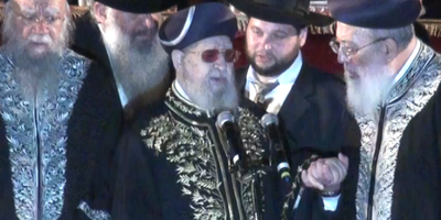 "השם הוא האלוקים", קרא הרב עובדיה יוסף יחד עם האלפים