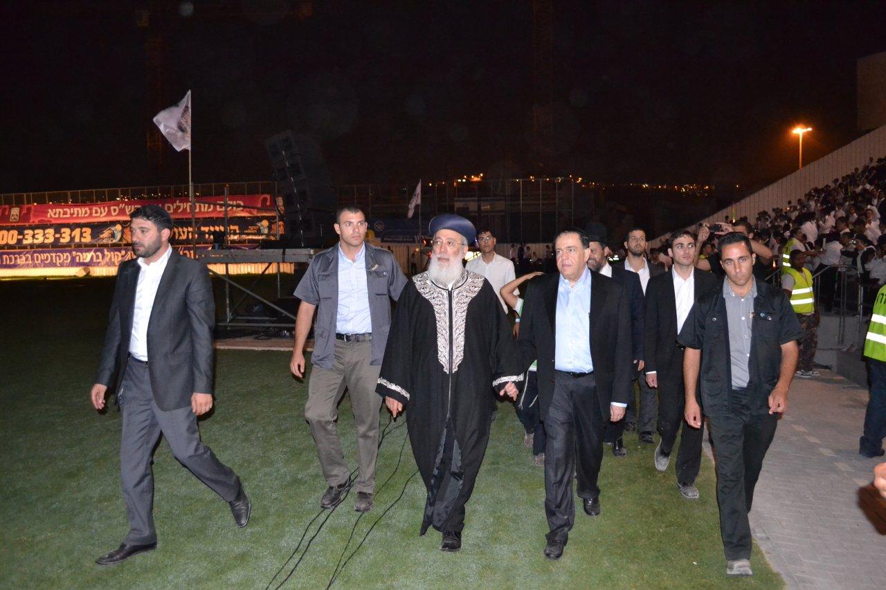 מעמד הרבבות במעמד סיום הש"ס באצטדיון טדי • גלרית ענק