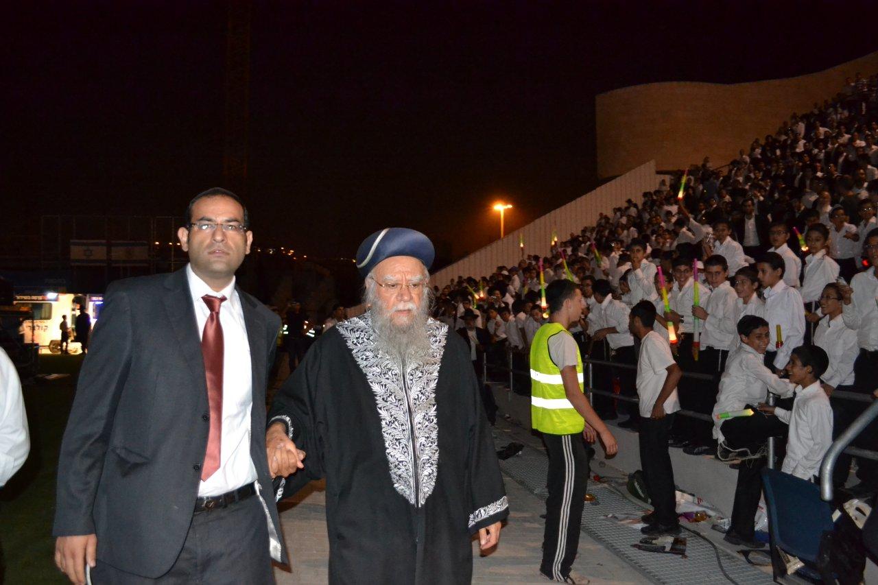 מעמד הרבבות במעמד סיום הש"ס באצטדיון טדי • גלרית ענק