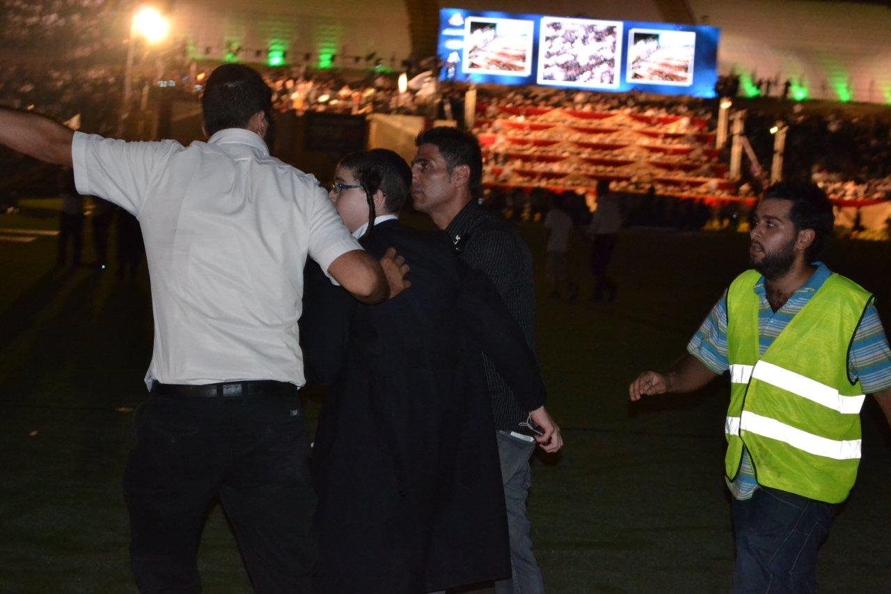 מעמד הרבבות במעמד סיום הש"ס באצטדיון טדי • גלרית ענק