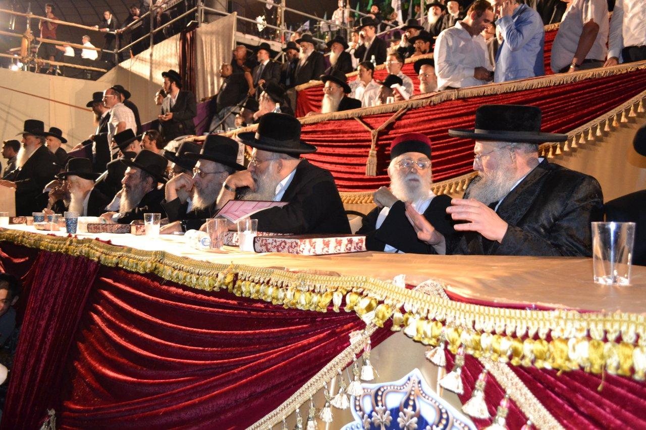 מעמד הרבבות במעמד סיום הש"ס באצטדיון טדי • גלרית ענק