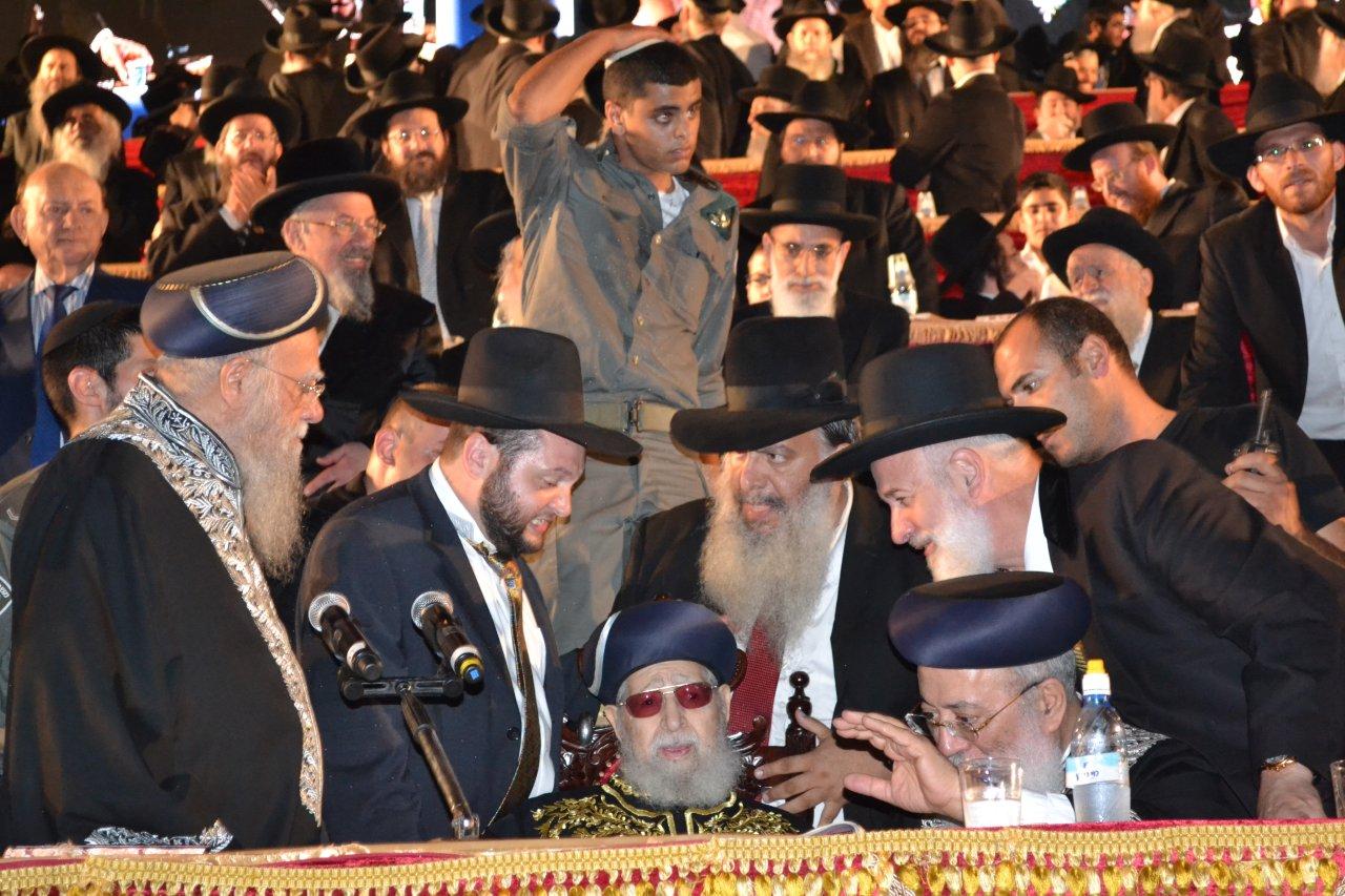 מעמד הרבבות במעמד סיום הש"ס באצטדיון טדי • גלרית ענק