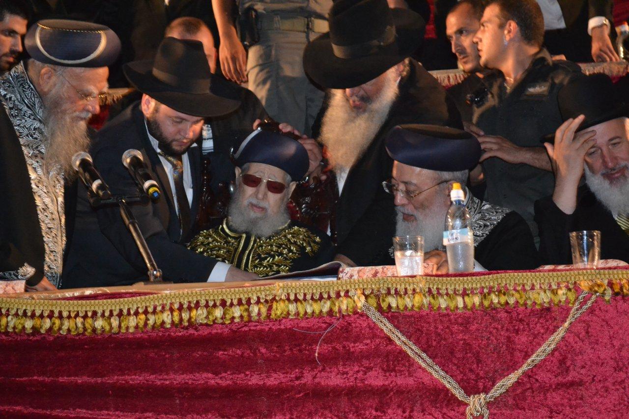 מעמד הרבבות במעמד סיום הש"ס באצטדיון טדי • גלרית ענק