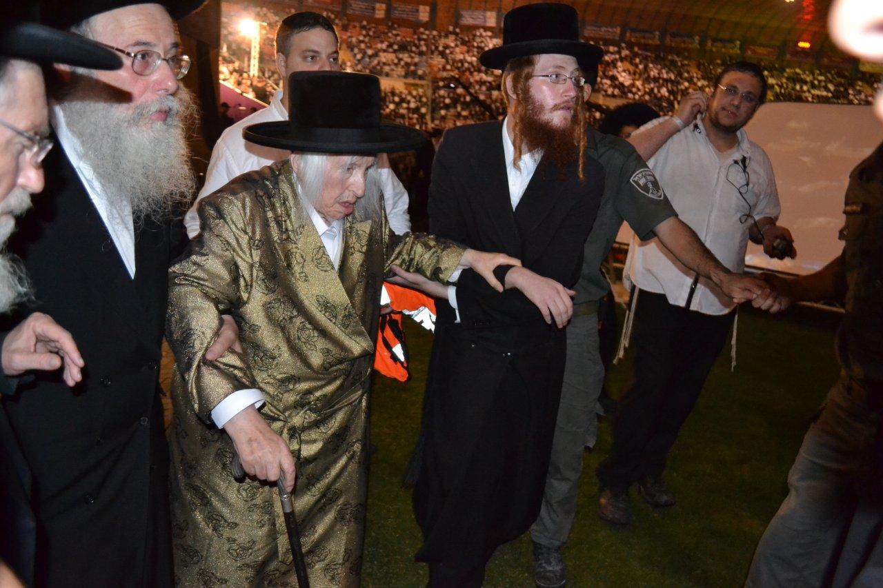 מעמד הרבבות במעמד סיום הש"ס באצטדיון טדי • גלרית ענק