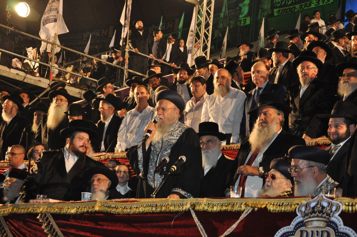 מעמד הרבבות במעמד סיום הש"ס באצטדיון טדי • גלרית ענק