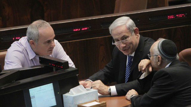 נתניהו ושטייניץ במליאה, אתמול