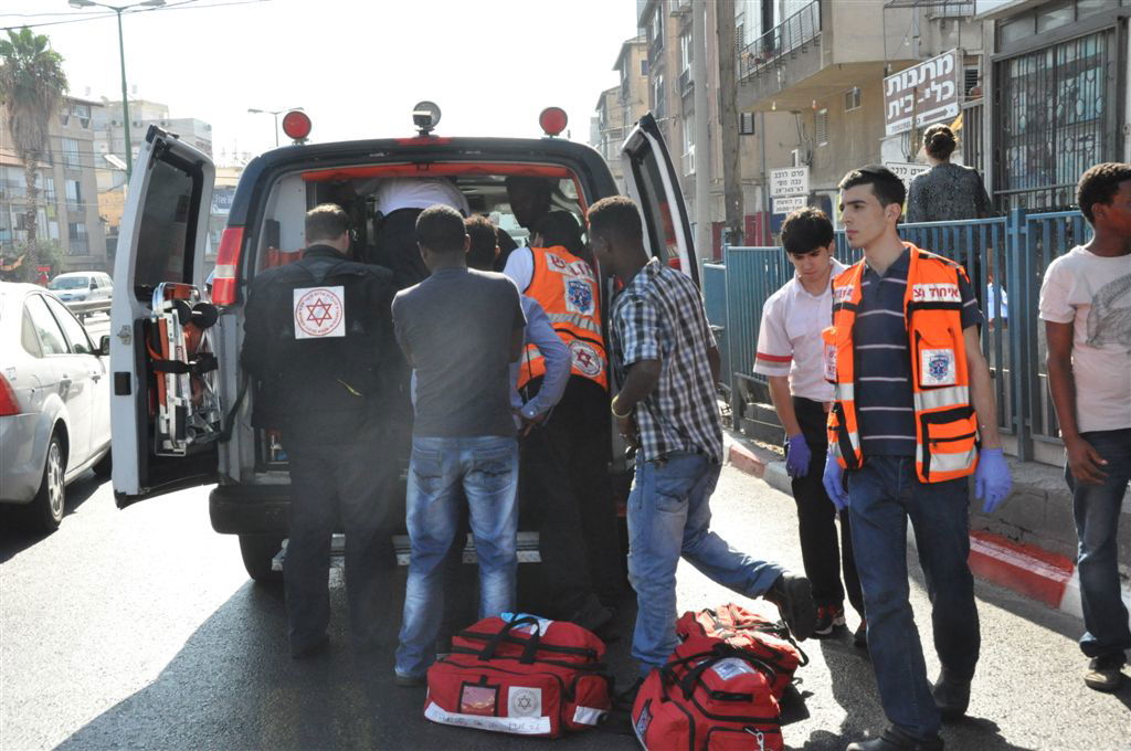 דקירות בבני-ברק, התושבים: "בעיית המסתננים מחמירה"