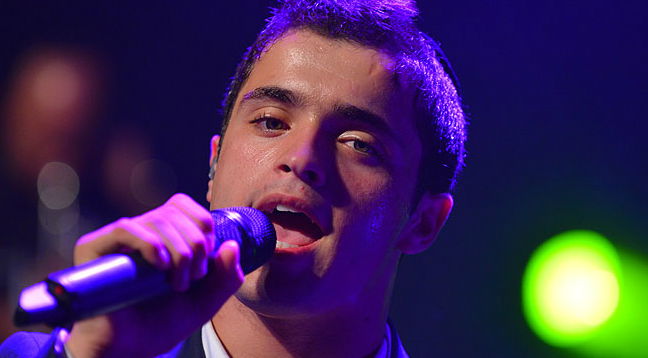 איציק דדיה אירח את הקינדרלך בהופעה בנהריה