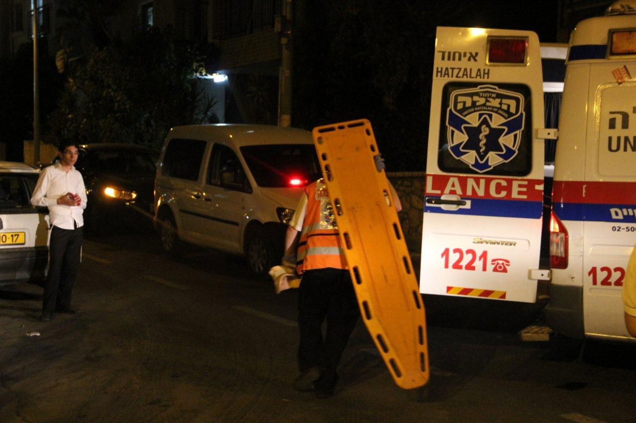 בני-ברק: נפל מגובה 4 קומות ונפצע באורח קשה
