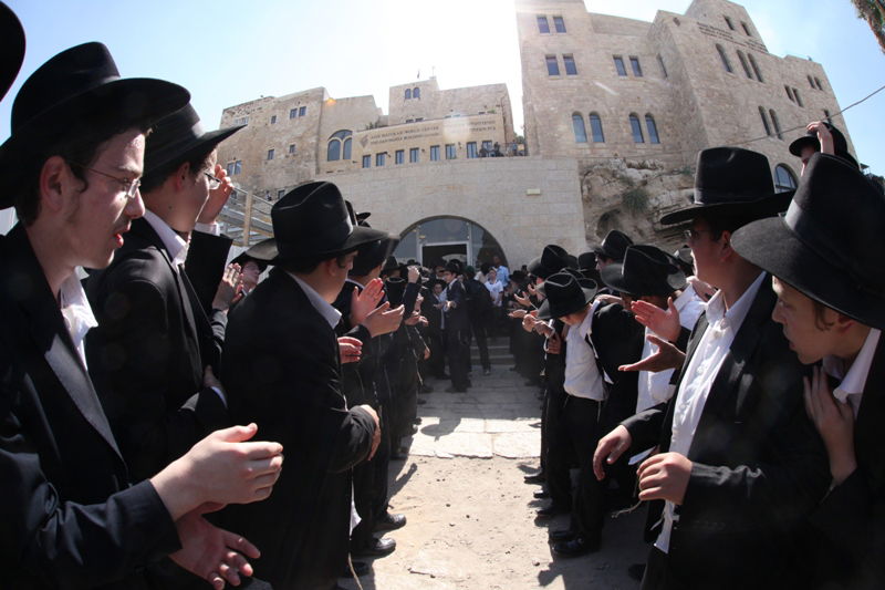 מעל רבבה חגגו בירושלים עם ספר-התורה לילדי ישראל