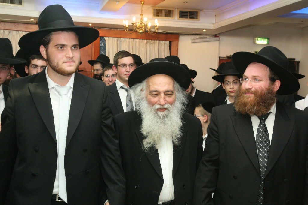 חתונת נכדת רבי ניסים קרליץ: גלריית ענק