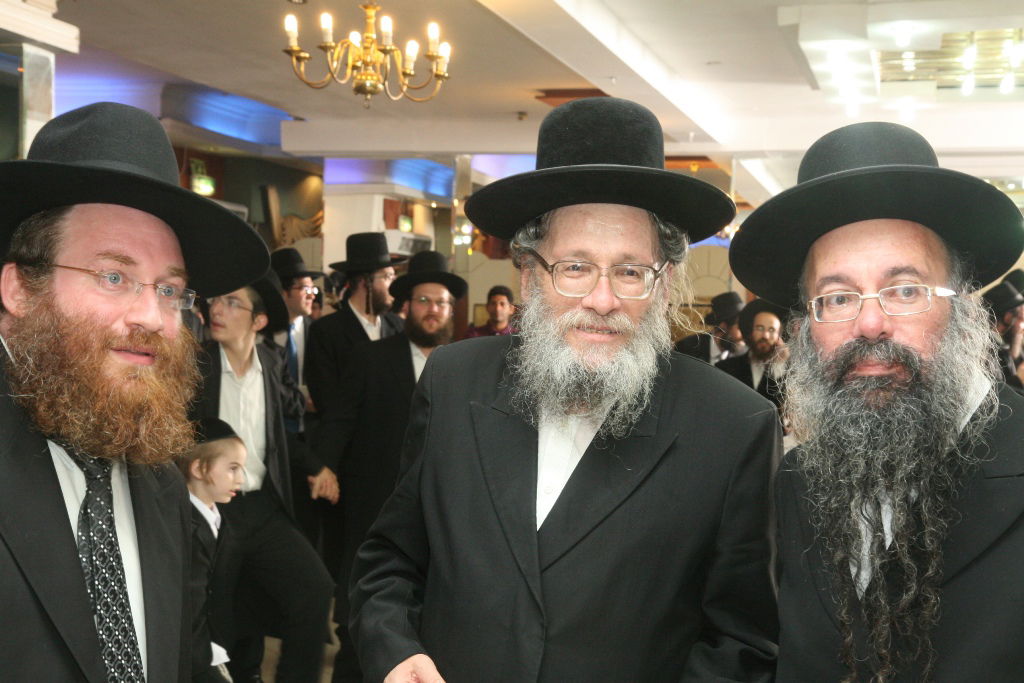 חתונת נכדת רבי ניסים קרליץ: גלריית ענק