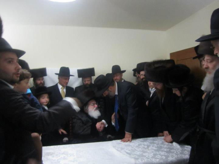 האדמו"ר מויז'ניץ לדרעי: "חייבים לך הכרת הטוב"