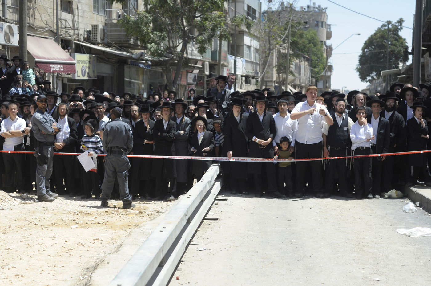 הקריסה בגאולה: המבנה ייהרס עד היסוד