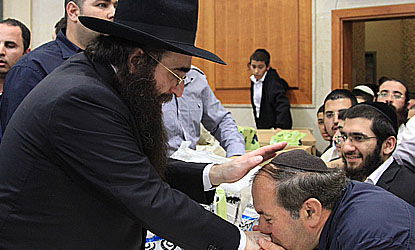 האדמו"ר רבי יאשיהו פינטו