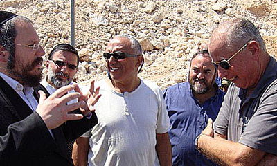 בשיחה עם ראש העיר