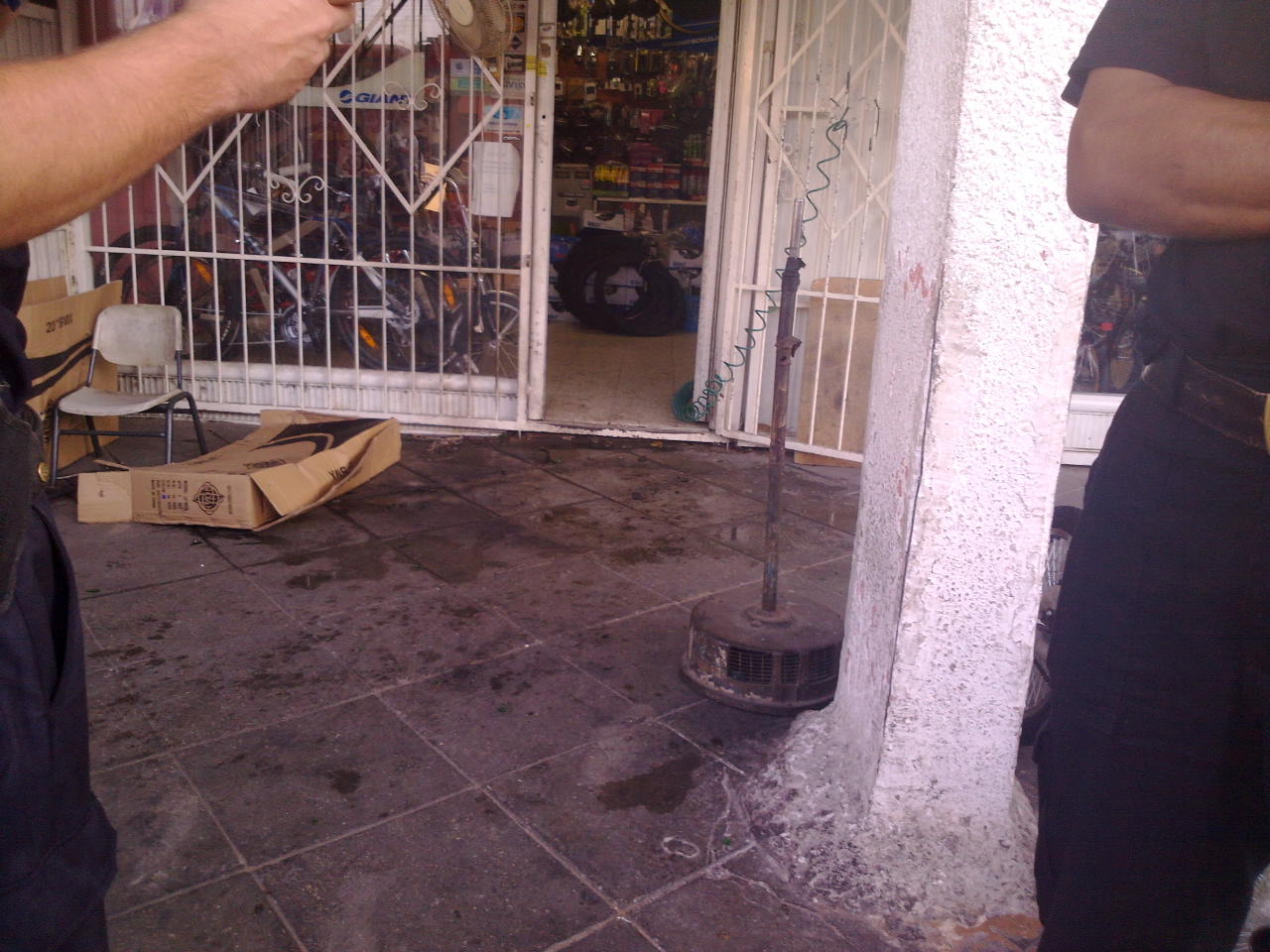 בני-ברק: בקבוק תבערה הושלך על חנות אופניים