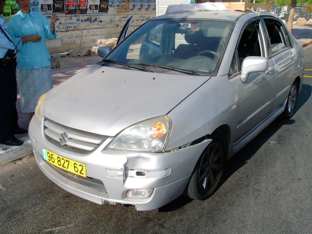 נס באלעד: אם ובתה הפעוטה נפצעו בתאונה