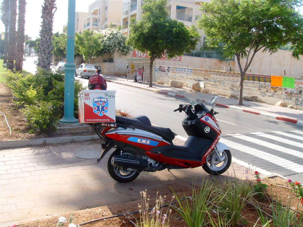 נס באלעד: אם ובתה הפעוטה נפצעו בתאונה