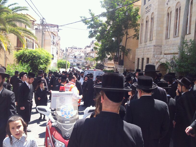 מסע ההלוויה בבני ברק