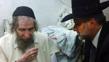 ישי בהתייעצות עם הרב שטיינמן