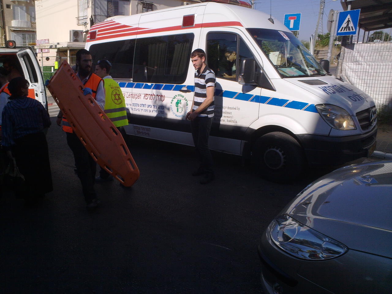 בני-ברק: רוכב אופנוע פגע בילד - ונמלט