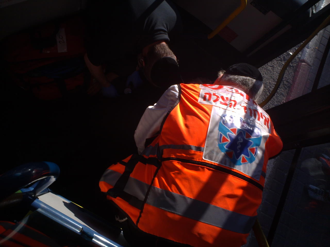 בני ברק: נהג אוטובוס בלם, נוסע נפל ונפצע