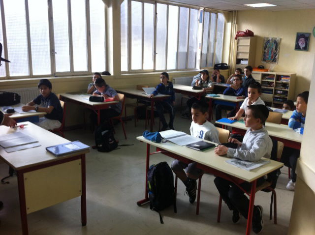 עיר האורות לובשת חג: "גדול הדור מגיע לפריז"