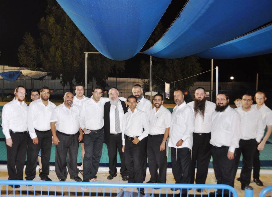 רובינשטיין מפתיע בעוגה, מימון מתחדש בשלייקס