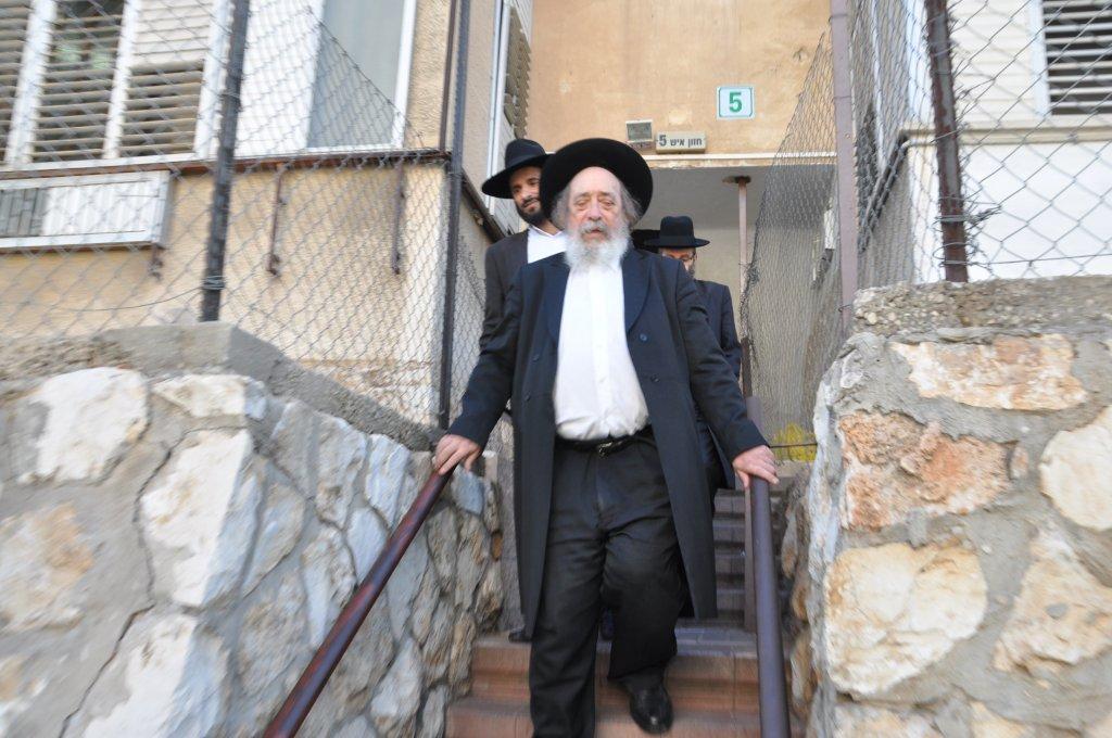 התרגשות בצרפת: הרב שטיינמן יצא למסע חיזוק