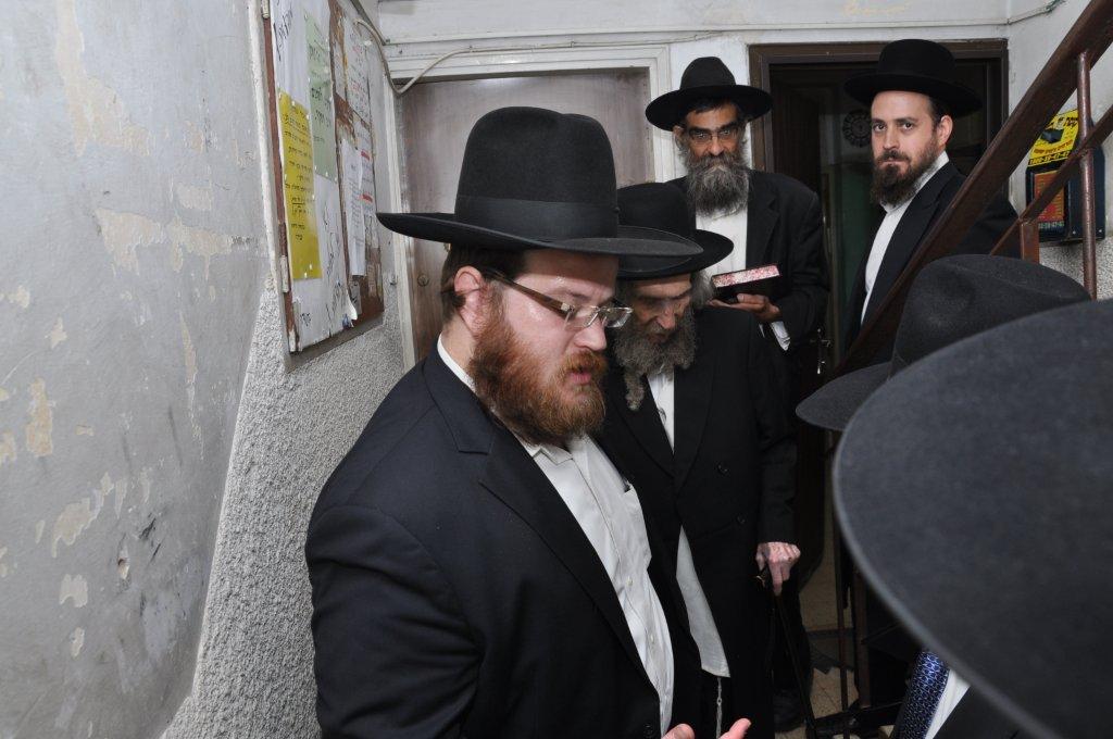 התרגשות בצרפת: הרב שטיינמן יצא למסע חיזוק