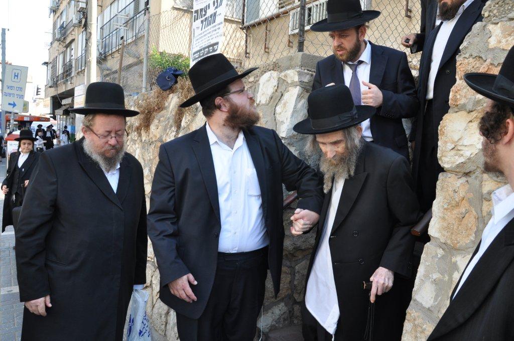 התרגשות בצרפת: הרב שטיינמן יצא למסע חיזוק