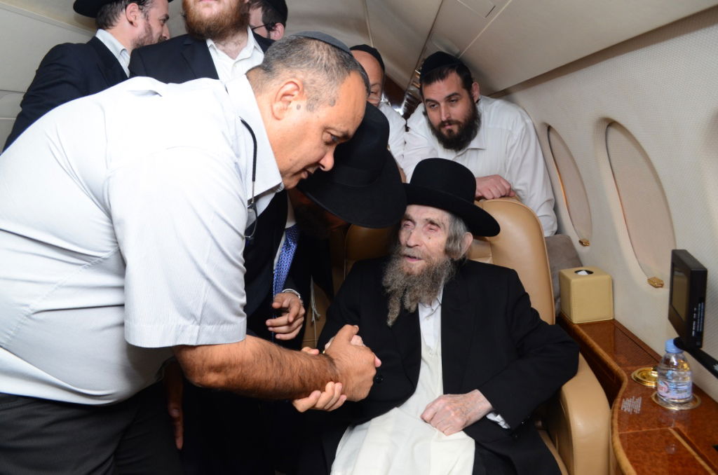 התרגשות בצרפת: הרב שטיינמן יצא למסע חיזוק