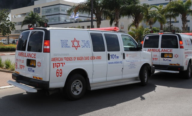 אמבולנס מד"א