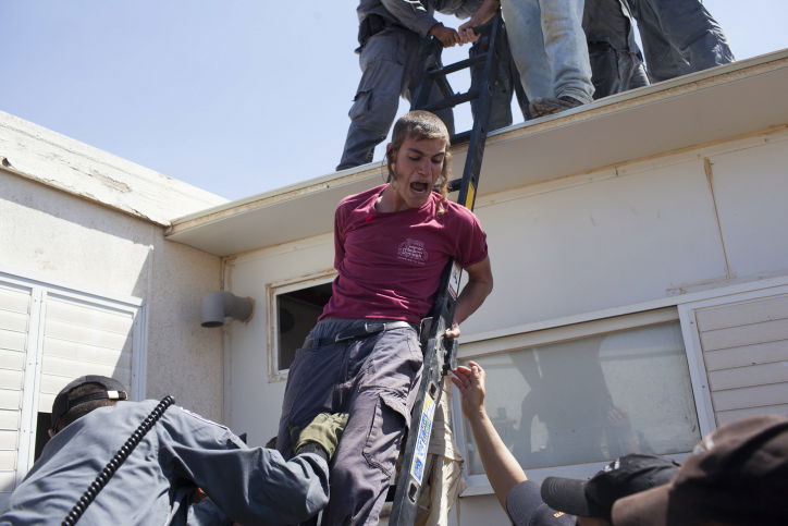 7 נעצרו, עשרות הורחקו: יום של עימותים במגרון