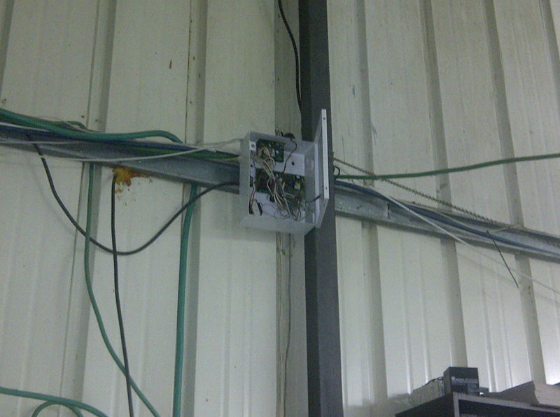 שבועיים לראש-השנה: נמנעה גניבת ענק בכוורת גדולה בכפר-חב"ד