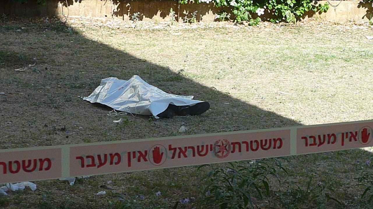 אסון בחדרה: אדם נפל מקומה 4 ומת