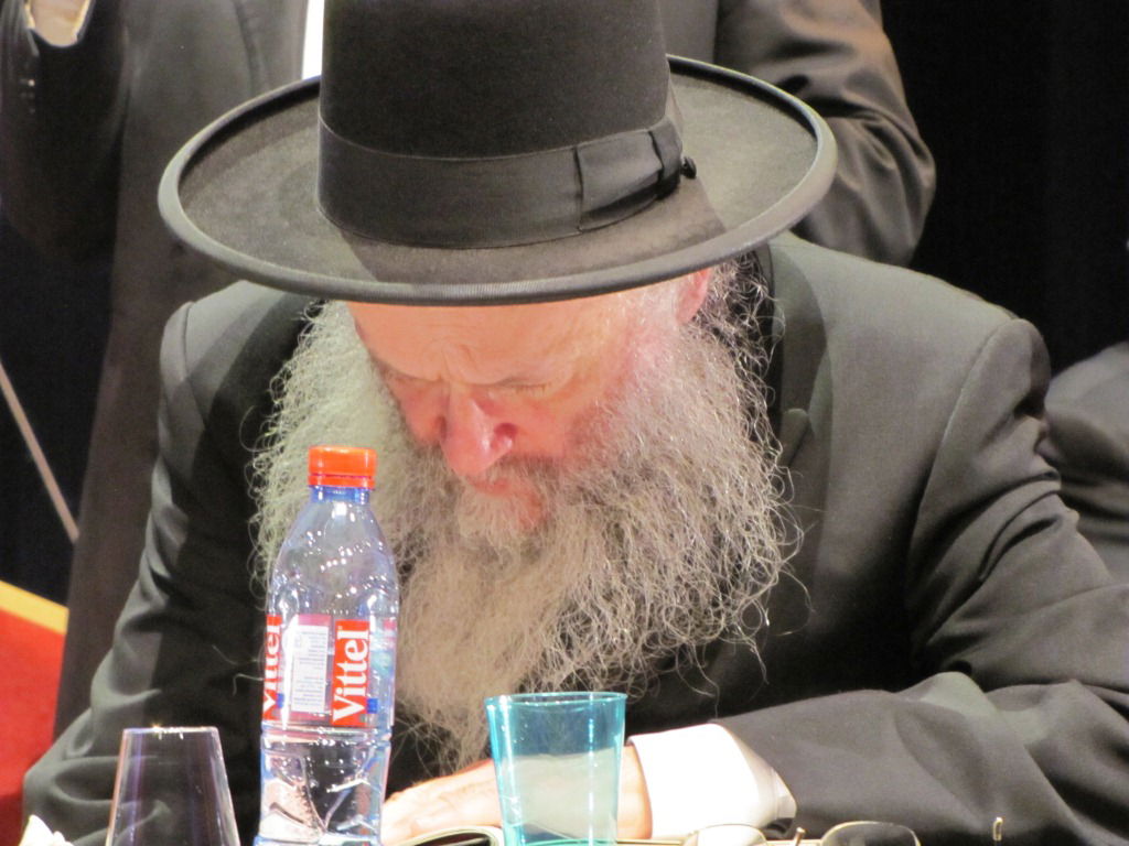 הרב אפרתי בכינוס