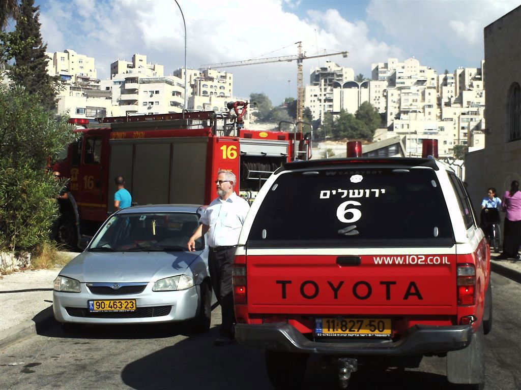 יום לוהט: 3 שריפות ענק בירושלים