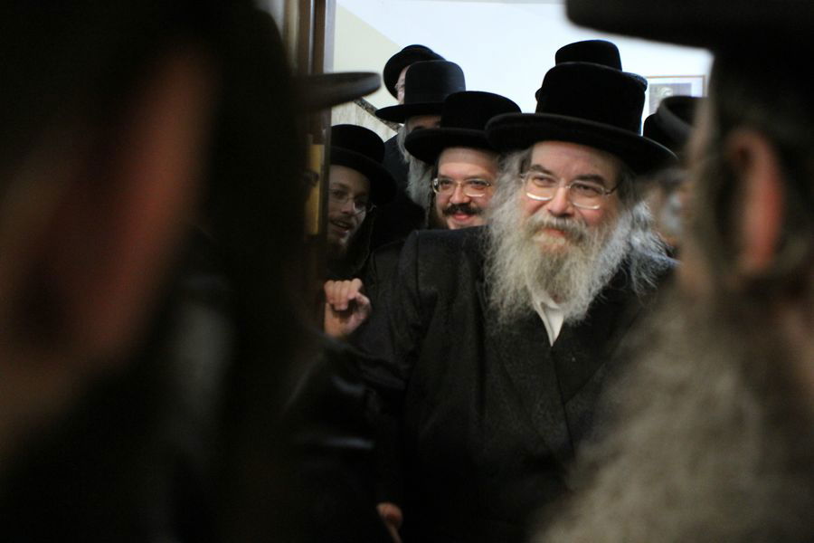 האדמו"ר מבעלזא בברכת השנים אצל האדמו"ר מצאנז