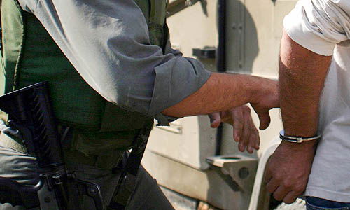 עסקנים מגיבים על המעצרים של בחורים בבני-ברק: "שיפסיקו לזלזל בהוראות"