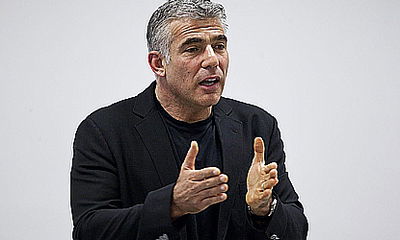 יאיר לפיד. החינוך בראש מעיניו