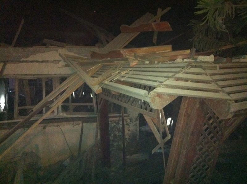 נס לילי: רקטה פגעה ישירות בבית בנתיבות