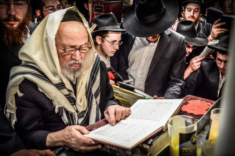 צפו בגלריה: סליחות במרכז חב"ד העולמי - 770