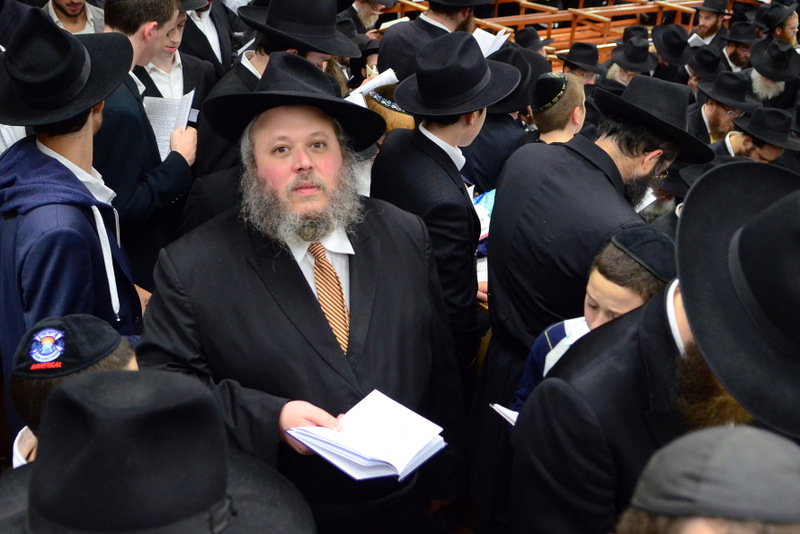 צפו בגלריה: סליחות במרכז חב"ד העולמי - 770