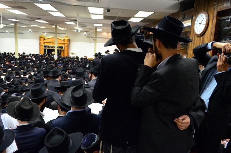 צפו בגלריה: סליחות במרכז חב"ד העולמי - 770